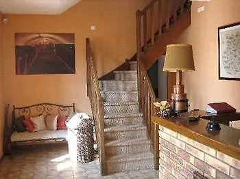Le Relais Des Dix Crus - Logis Hotel B&B Corcelles-en-Beaujolais